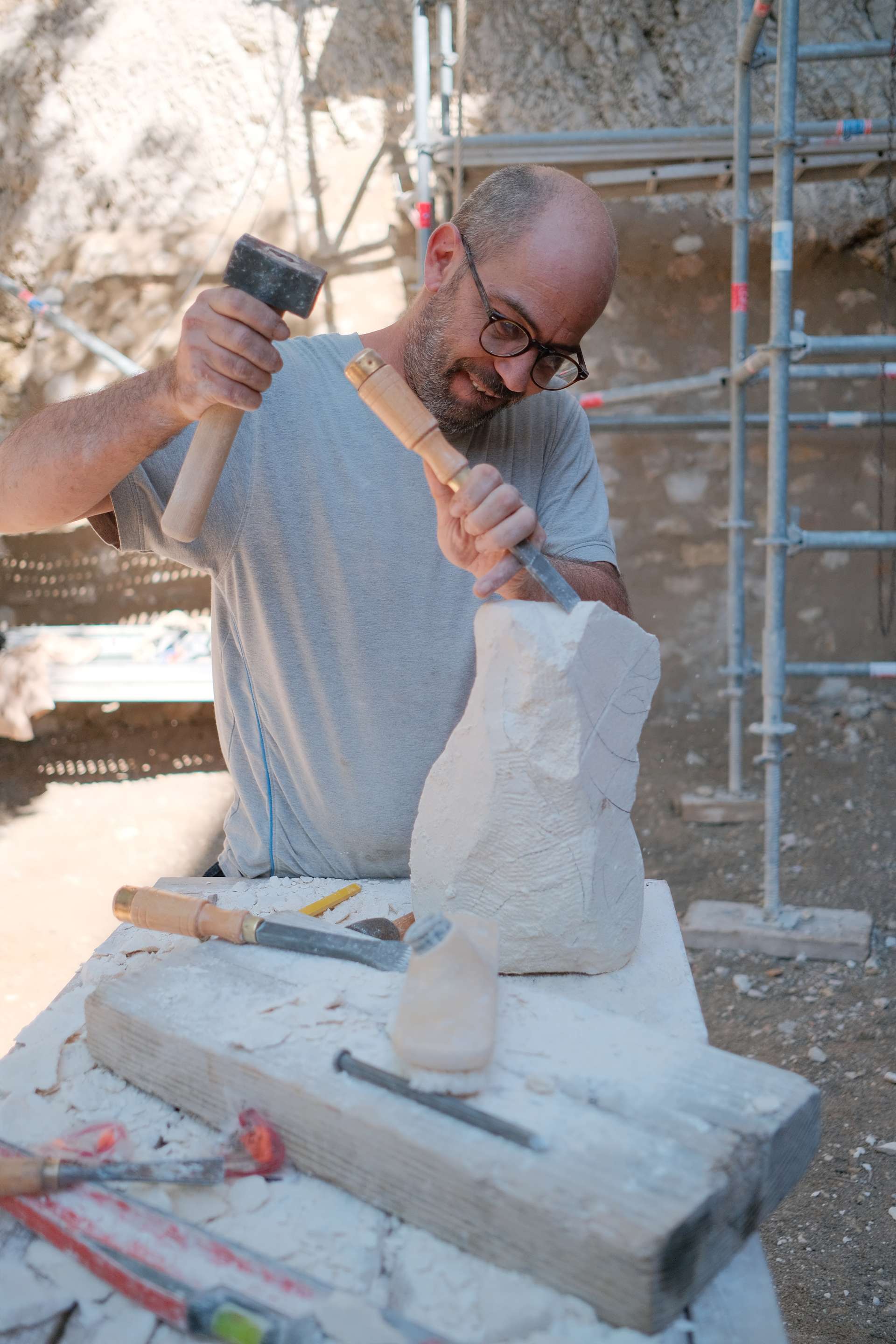 Atelier sculpture sur pierre - Portrait Nicolas 4